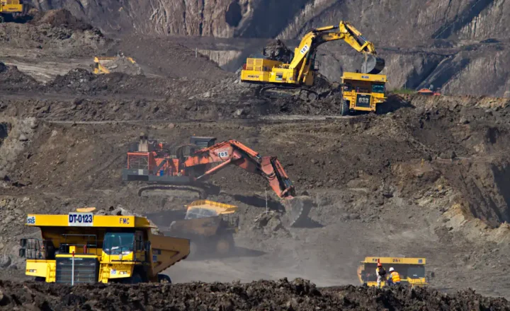 Hindustan Zinc Q2 Profit Jumps 142%