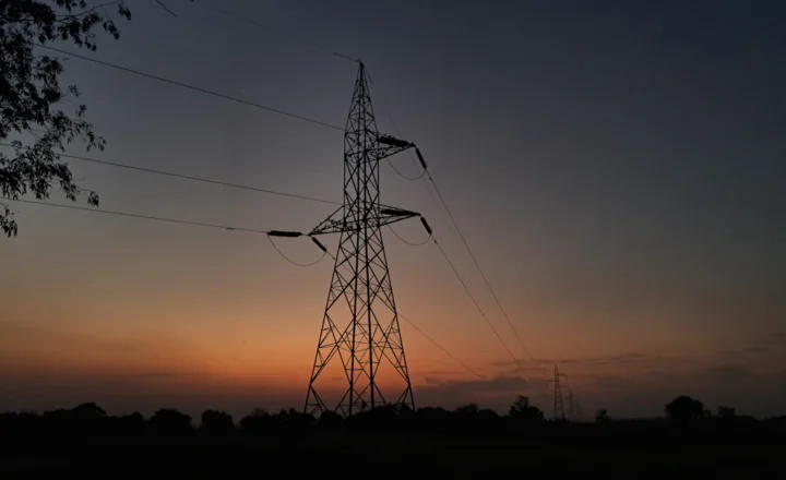 KEC Wins ₹1,014 Crore Power Transmission Orders