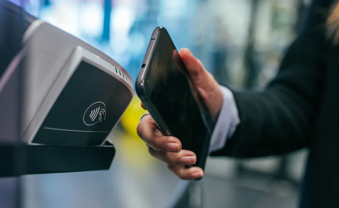 Apple Pay Launches in India With Axis Bank
